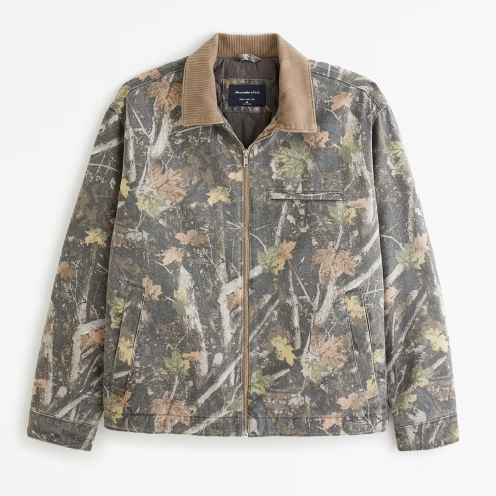 Abercrombie Camo Jacket, New with Tags never worn size small
